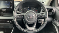 Toyota Yaris 1.5 Hybrid Icon 5dr CVT Hybrid Hatchback